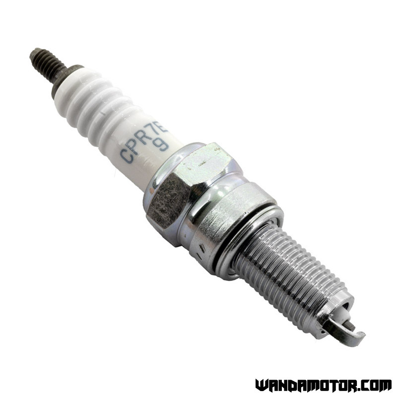 Spark plug NGK CPR7EA-9