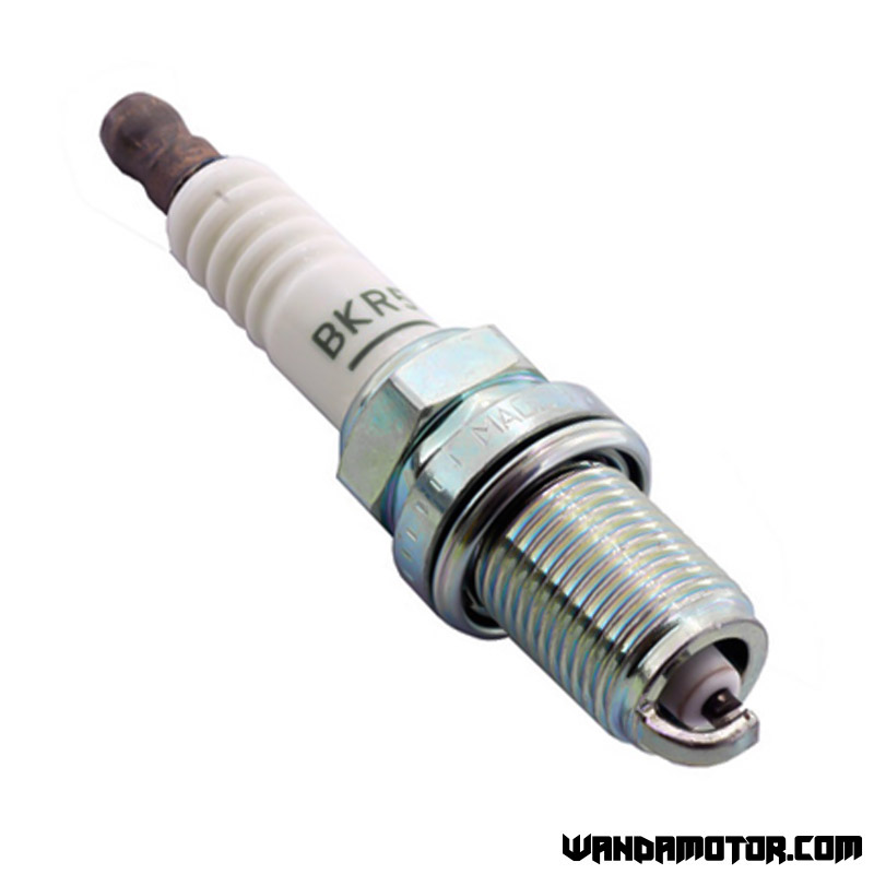 Spark plug NGK BKR5E