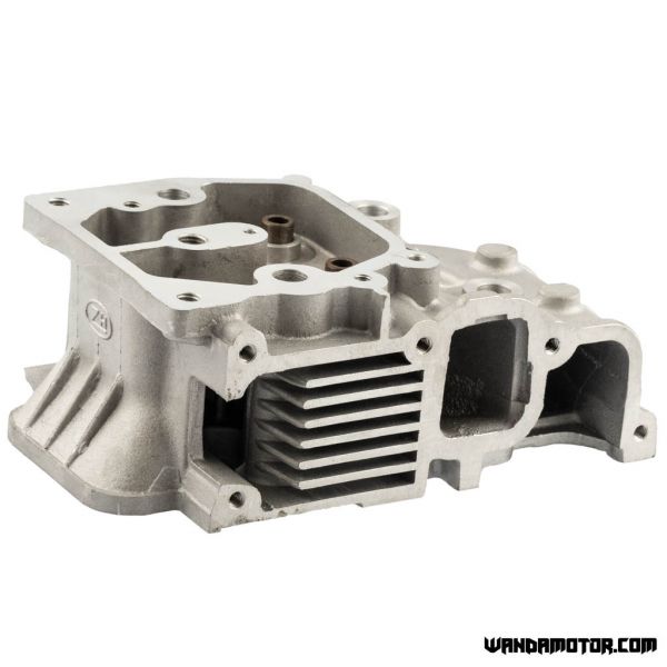 Cylinder head KM 186-2