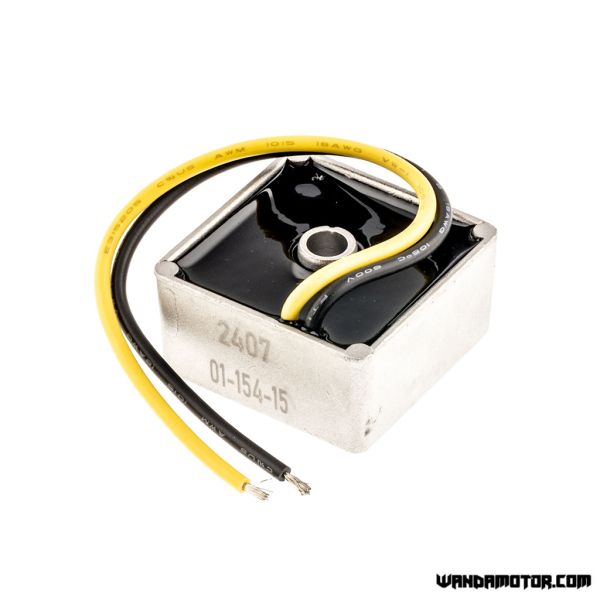 Jännitteensäädin Lynx, Ski-Doo (Rotax)