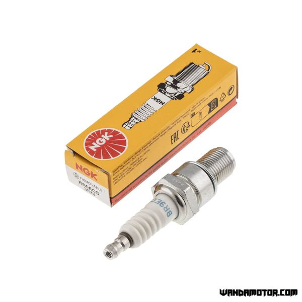 Sytytystulppa NGK BR9ECS irtonipalla