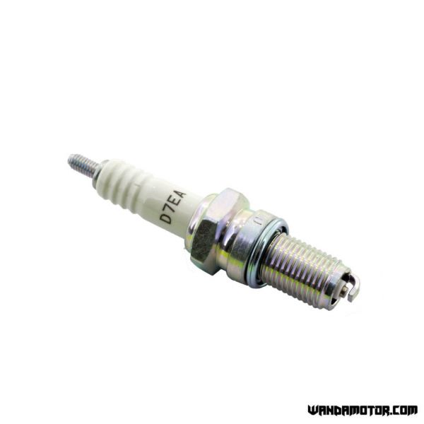 Spark plug NGK D7EA