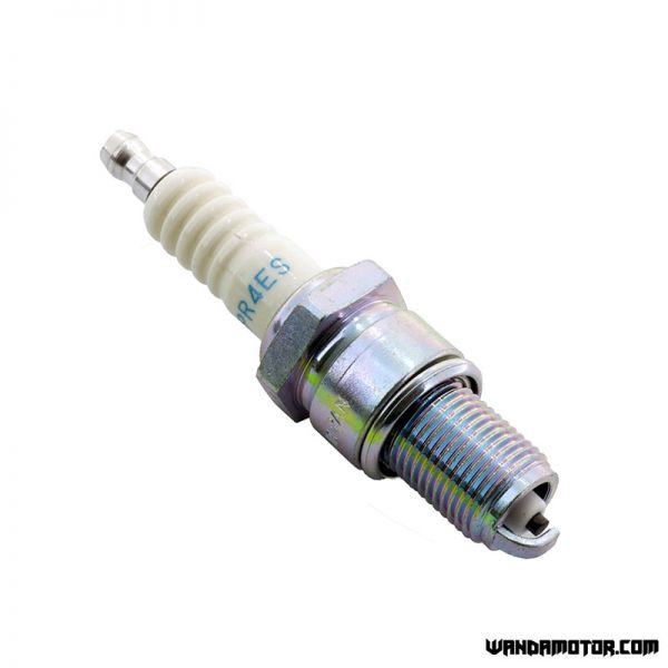 Spark plug NGK BPR4ES-1